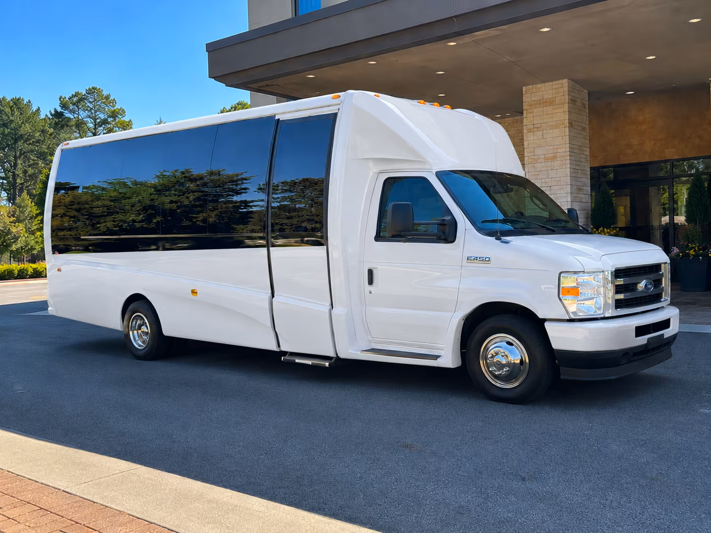 book the perfect ride for your next field trip 5