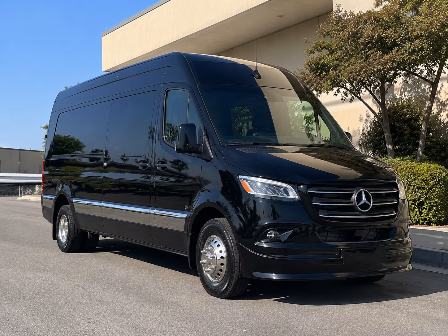 book the perfect ride for your next wedding 2