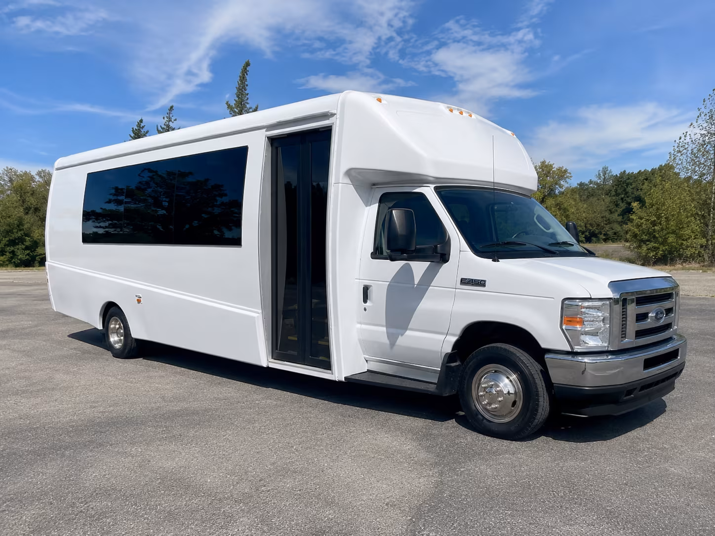 pre prom dinner bus rentals around concord and walnut creek